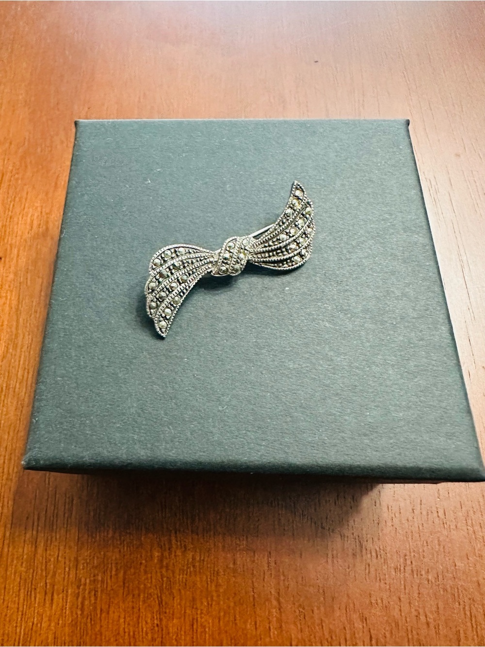Vintage 925 Sterling Silver Rhinestone Bow Brooch